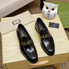 Gucci Leather Shoes